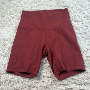 Lululemon Wunder Train High-Rise Short 6" Chianti